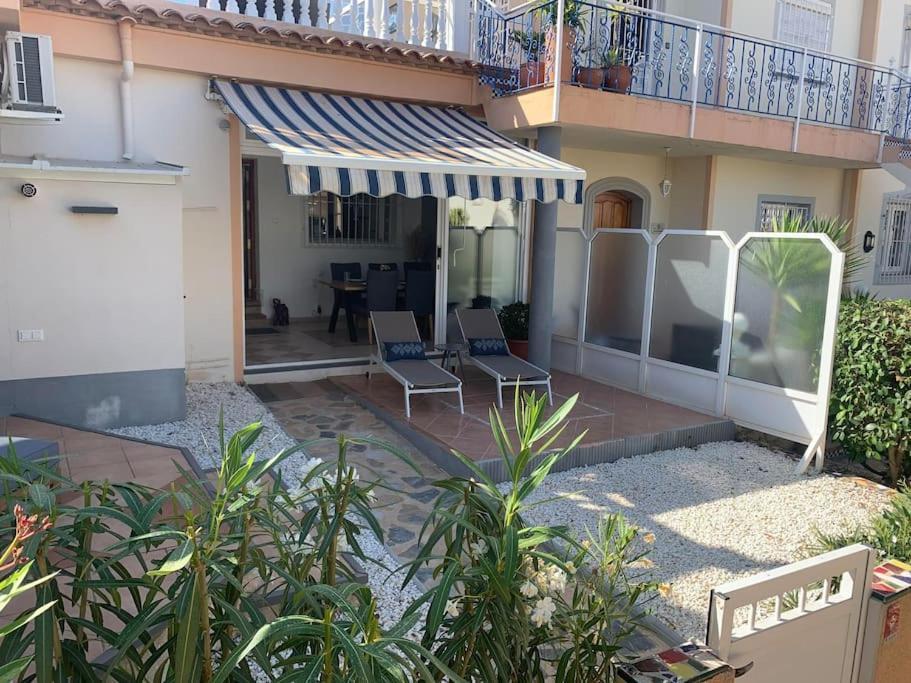 Schoenes Ferienbungalow In Los Altos Torrevieja Eksteriør bilde